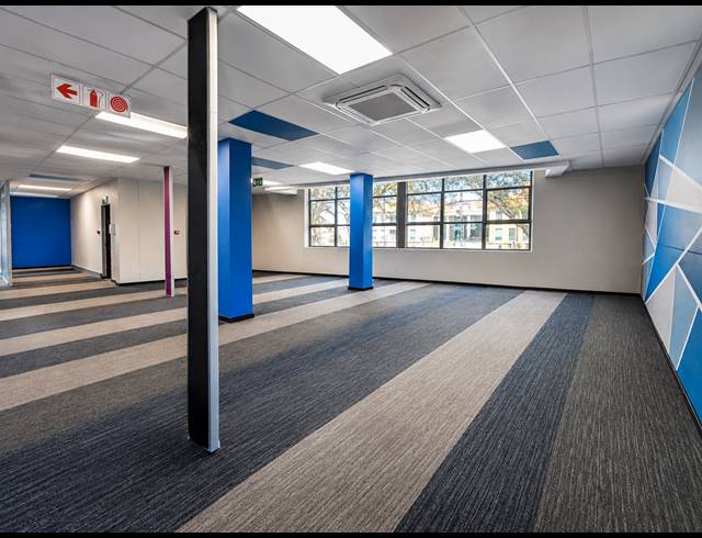 358M² OFFICE TO LET IN BRYANSTON
